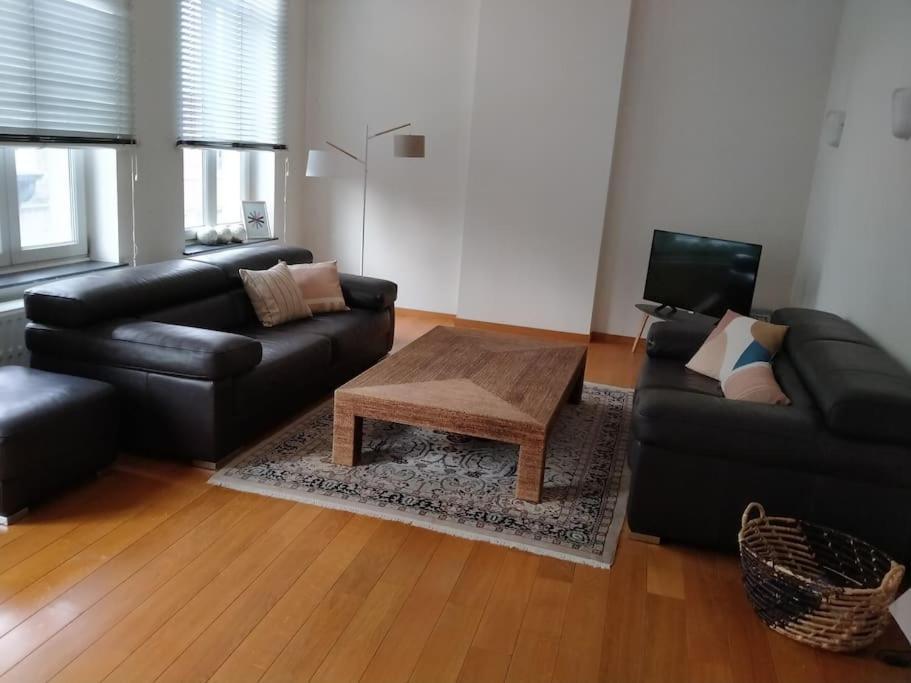 'Nulle Part Ailleurs' Apartment Dinant Exterior photo