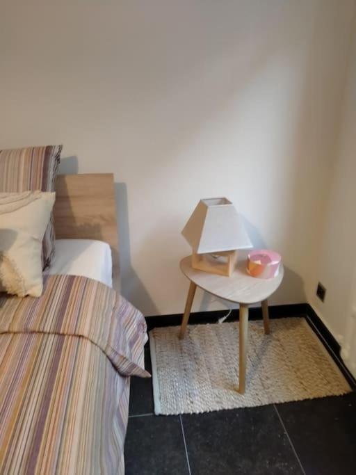 'Nulle Part Ailleurs' Apartment Dinant Exterior photo